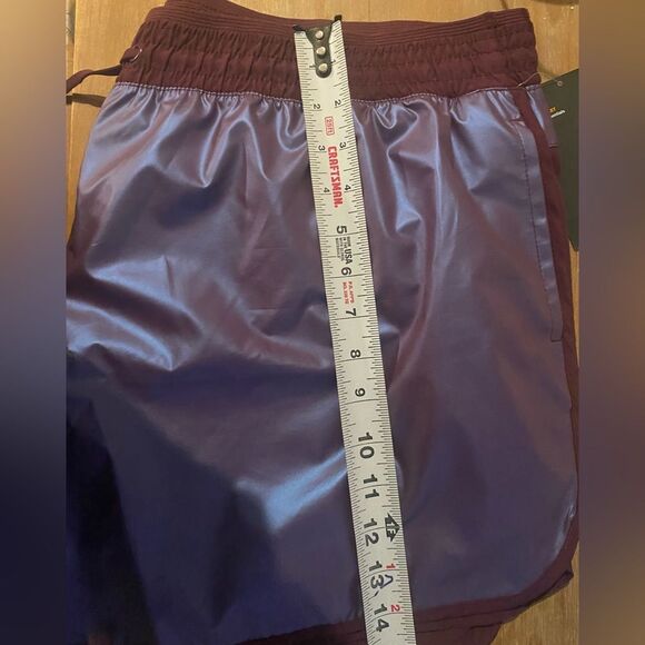 NWT Women’s Workout Shorts Purple Maroon Shine Shorts Plus Size XXL (20) CASUAL - Picture 6 of 6